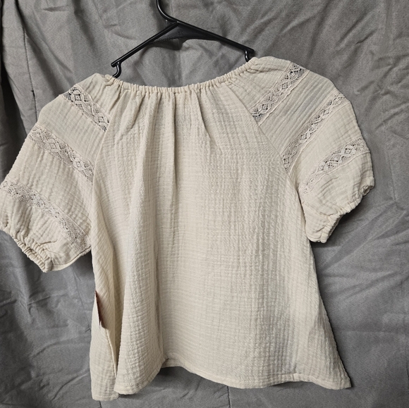 Super cute girl's top - Picture 2 of 3